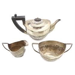  Victorian silver three piece tea set by James Deakin & Sons Sheffield 1898 21oz gross  