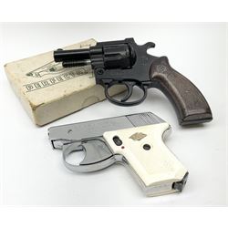 Italian Sprint eight-shot .22 rim fire blank firing pistol L18cm; and German MaRie Perfecta 6mm blank firing starting pistol, boxed with instructions (2)