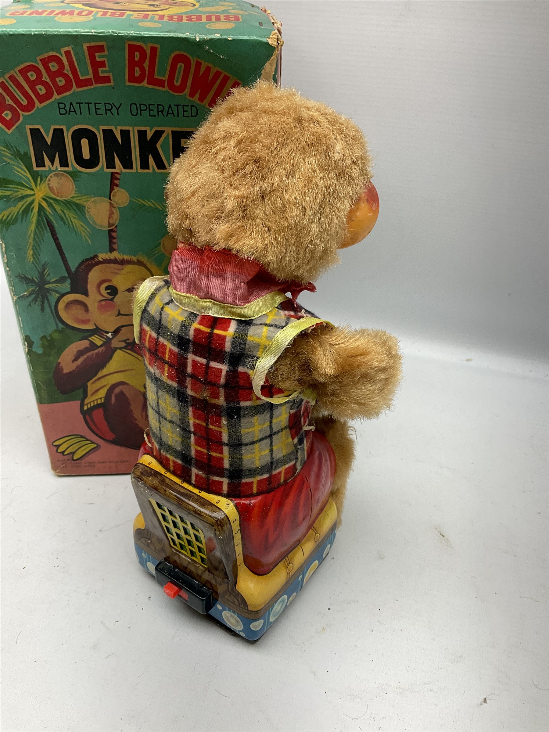 Battery operated bubble blowing monkey, with box, H26cm