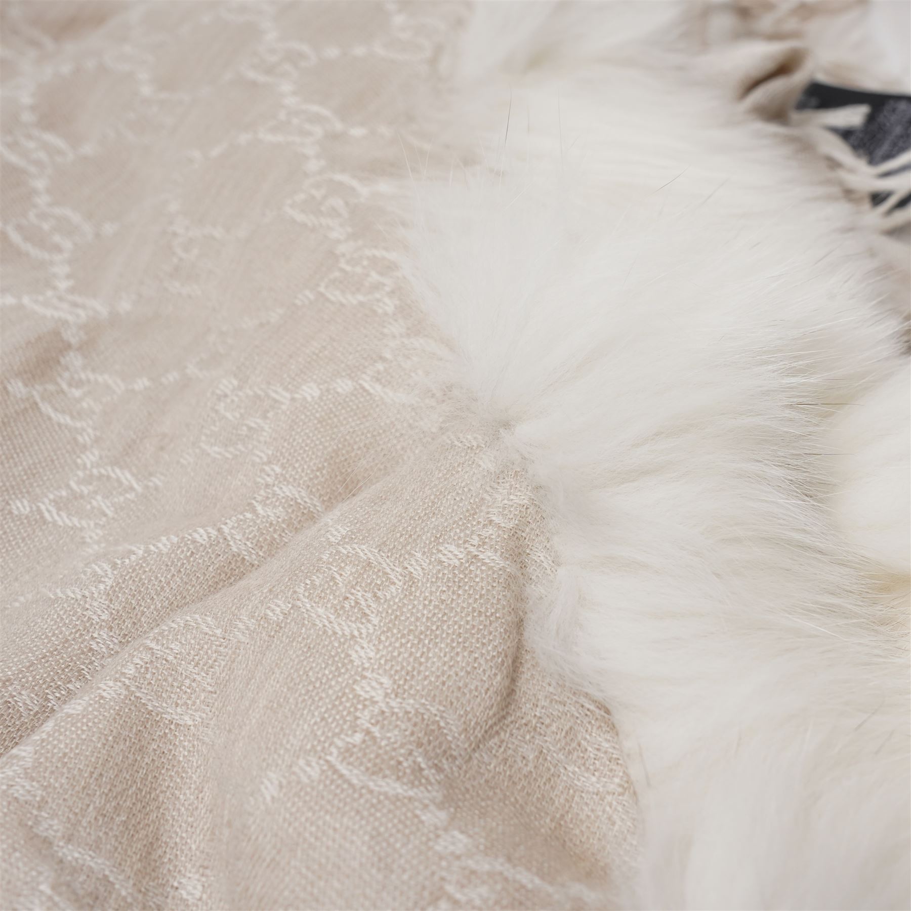 Gucci - GG pattern silk and wool blend shawl with fox fur trim and with fringe detail, 180cm x 180cm, unused with original box
