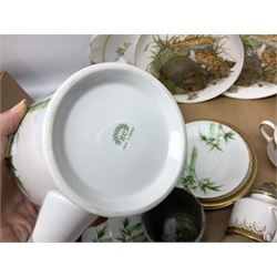 Doulton Lambeth Slaters vase of baluster form decorated with flowers, Chinese ginger jar in the form of a pumpkin, three Le Creuset red ramekins, Hornsea, Paragon Athena pattern tea wares, jardinière and other ceramics in two boxes 