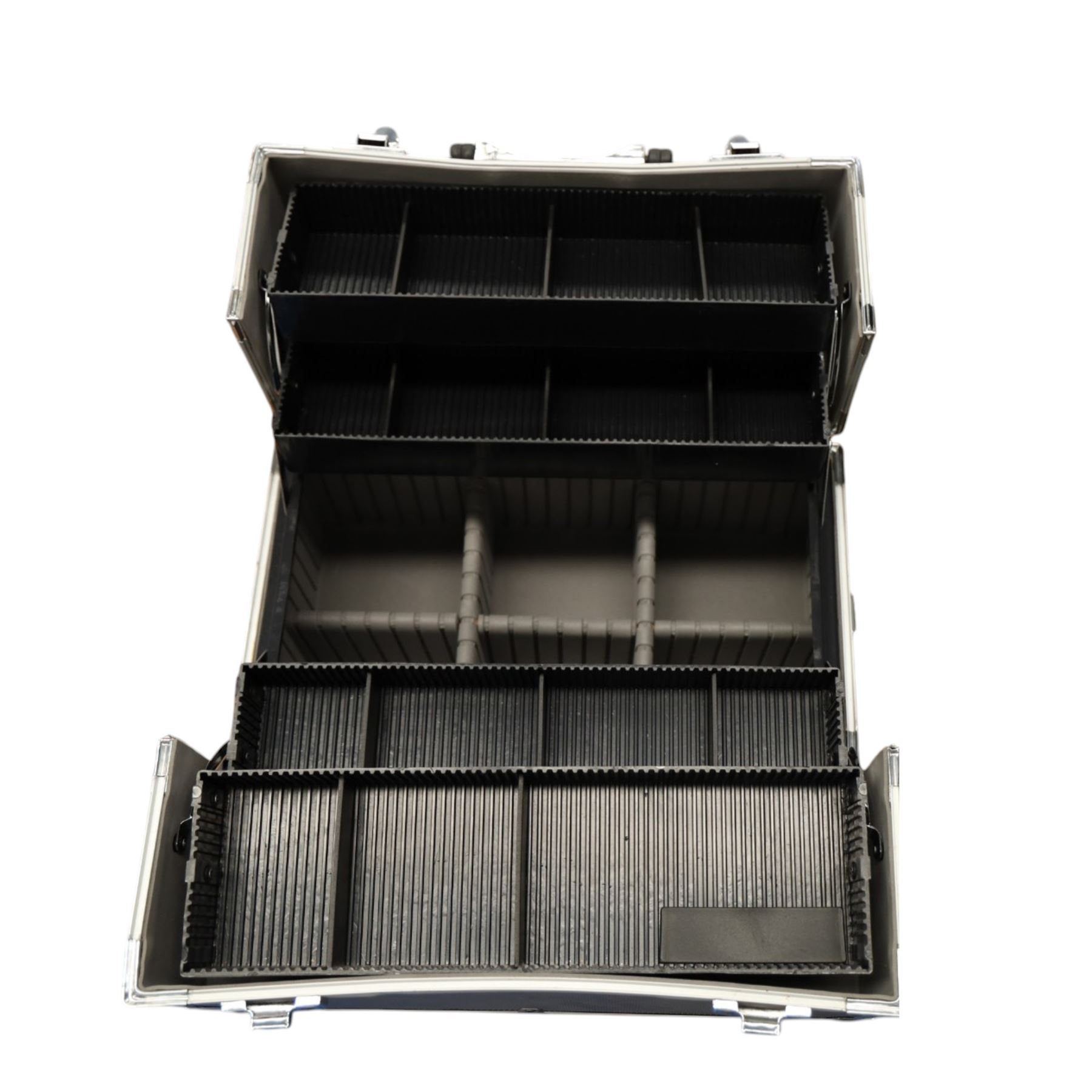 Two flight cases, H 22cm W 36cm, H 16cm x 46cm