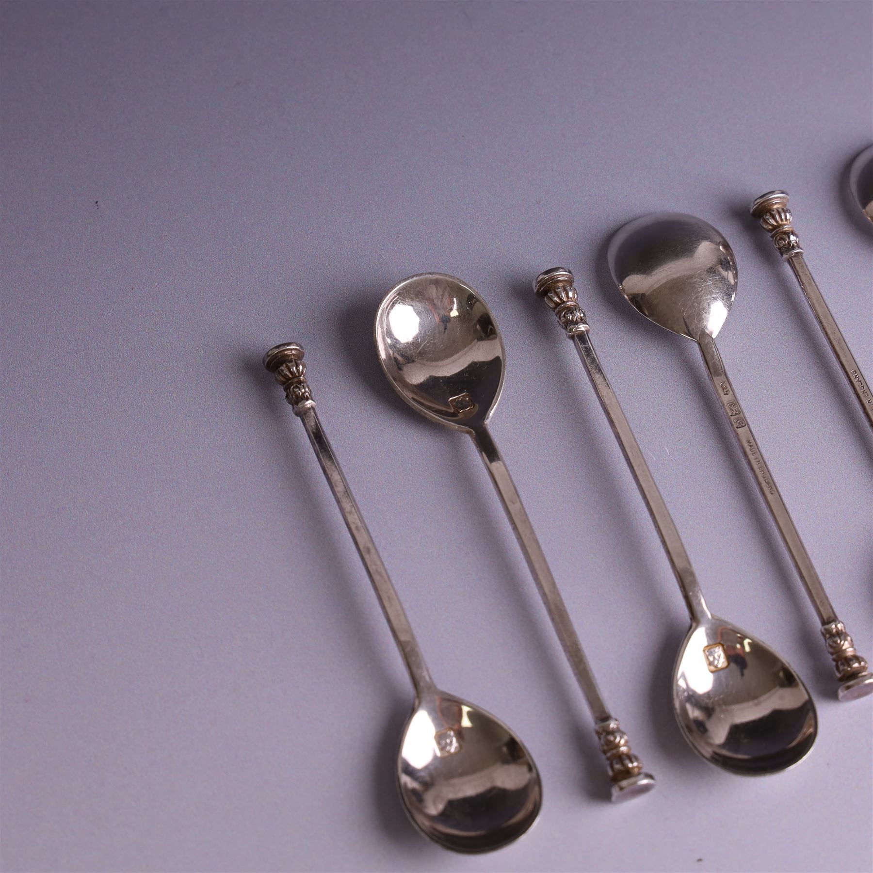 Set of six mid 20th century silver seal top teaspoons, hallmarked William Suckling Ltd, London 1960, contained within fitted case