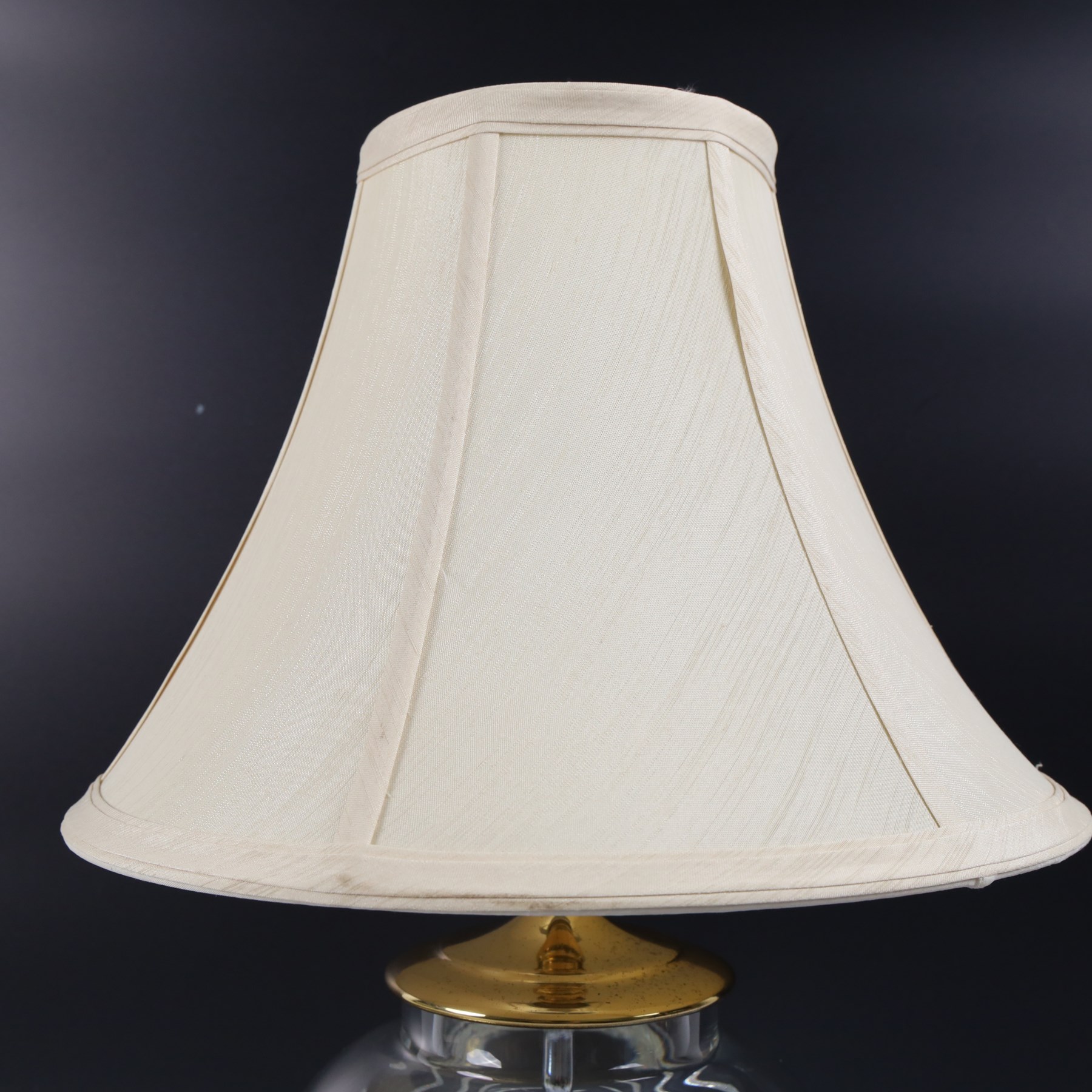 Waterford crystal table lamp, upon a circular gilt metal base, with shade H52cm