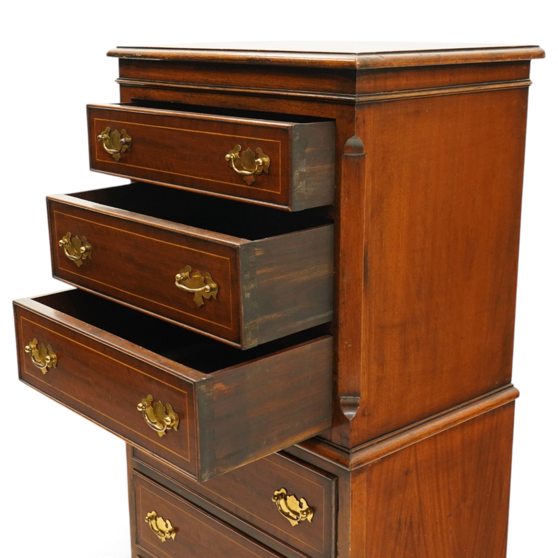 Georgian design mahogany chest-on-chest, fitted with six graduating cock-beaded drawers with satinwood stringing, on bracket feet