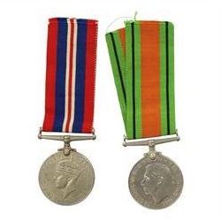 WWII British medals, comprising War medal, Defence medal, 1939-1945 Star, Burma Star, Italy Star and Africa Star 