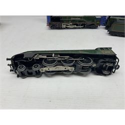 Hornby Dublo - 3-rail - Duchess Class 4-6-2 locomotive 'Duchess of Montrose' No.46232 in BR gloss green and original plain blue box; with tender in separate Tony Cooper box; and Class A4 4-6-2 locomotive 'Silver King' No.60016 in BR gloss green and original box; with tender in separate box (4)