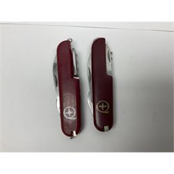 Fifteen folding/pocket knives including Swiss Army type knives with various number of blades, British army jack knife by J.H. Thompson Sheffield dated 1955 with broad arrow, promotional etc (15)