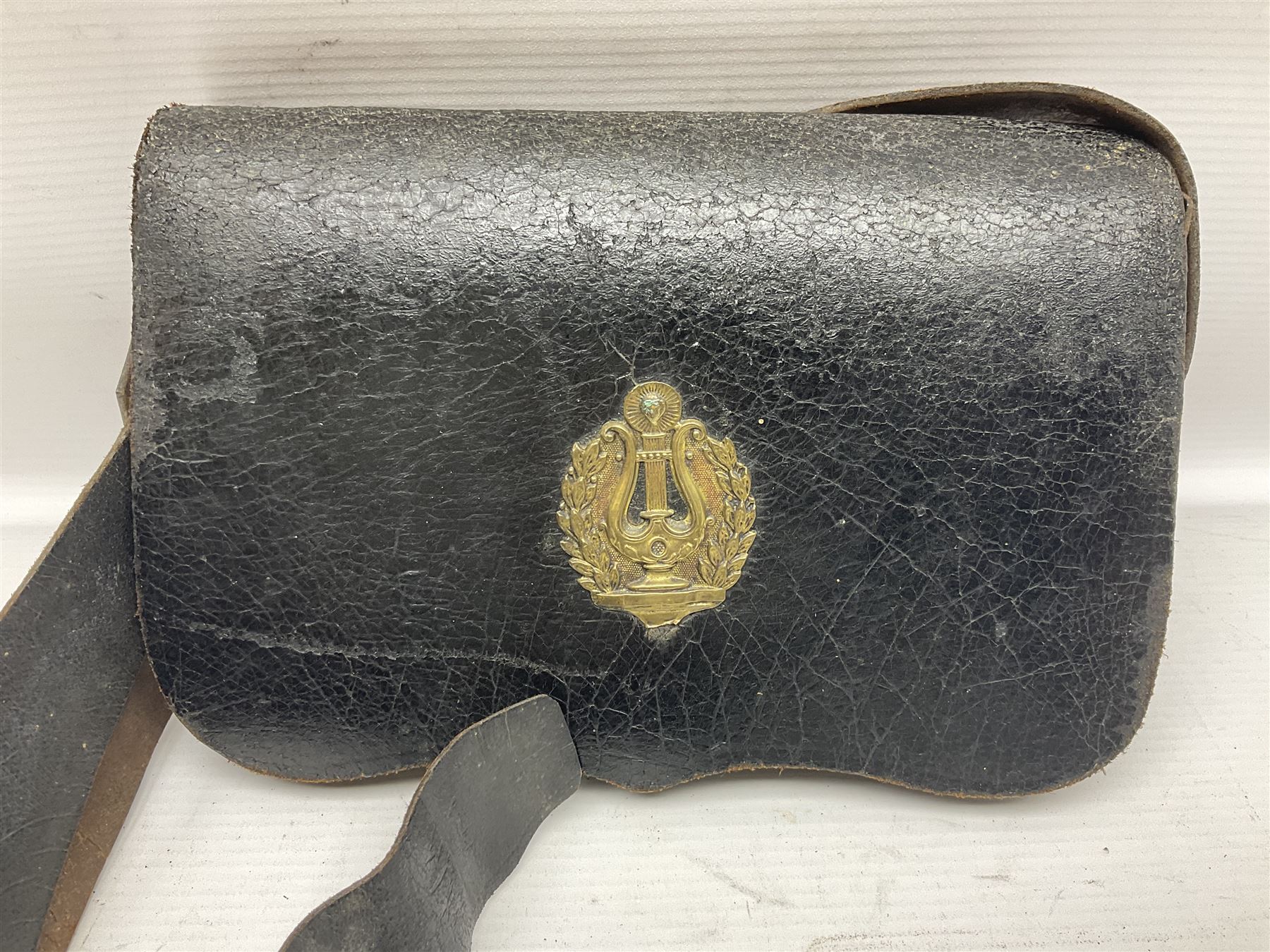 French 2nd Empire Musicians leather pouch and strap, with brass badges to pouch and strap, Crimea period c1854 L21cm