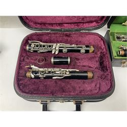 F. Buisson Dallas London oboe, serial no.5434; Boosey & Hawkes Lafleur clarinet, serial no.807004; and incomplete Boosey & Hawkes Regent clarinet, serial no.372169; each in fitted carrying case (3)