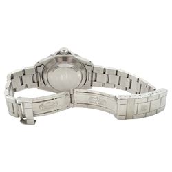 Rolex Oyster Perpetual Date Submariner gentleman's stainless steel automatic wristwatch, circa 1993, Ref. 16610, Serial No. S459924, on original Oyster bracelet with fold-over clasp, boxed with papers dated 1994