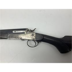 W.R. Pape Newcastle-upon-Tyne .297/250 Rook rifle, the 69cm (27