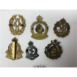 Seventeen cap badges including Expeditionary Forces Canteen, Machine Gun Corps, Tank Regiment, Jewish Battalions, Ordnance Corps, Medical Corps, Cyclist Corps, RFC & RAF, Veterinary Corps, Drake battalion etc (17)