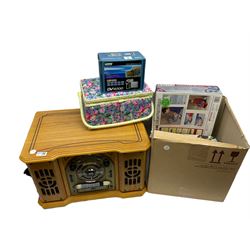 Vivitar Digital Video Recorder 410, in original box, Mustek DV4000, Music M8 music player, V Tech Talking Whiz Kid etc