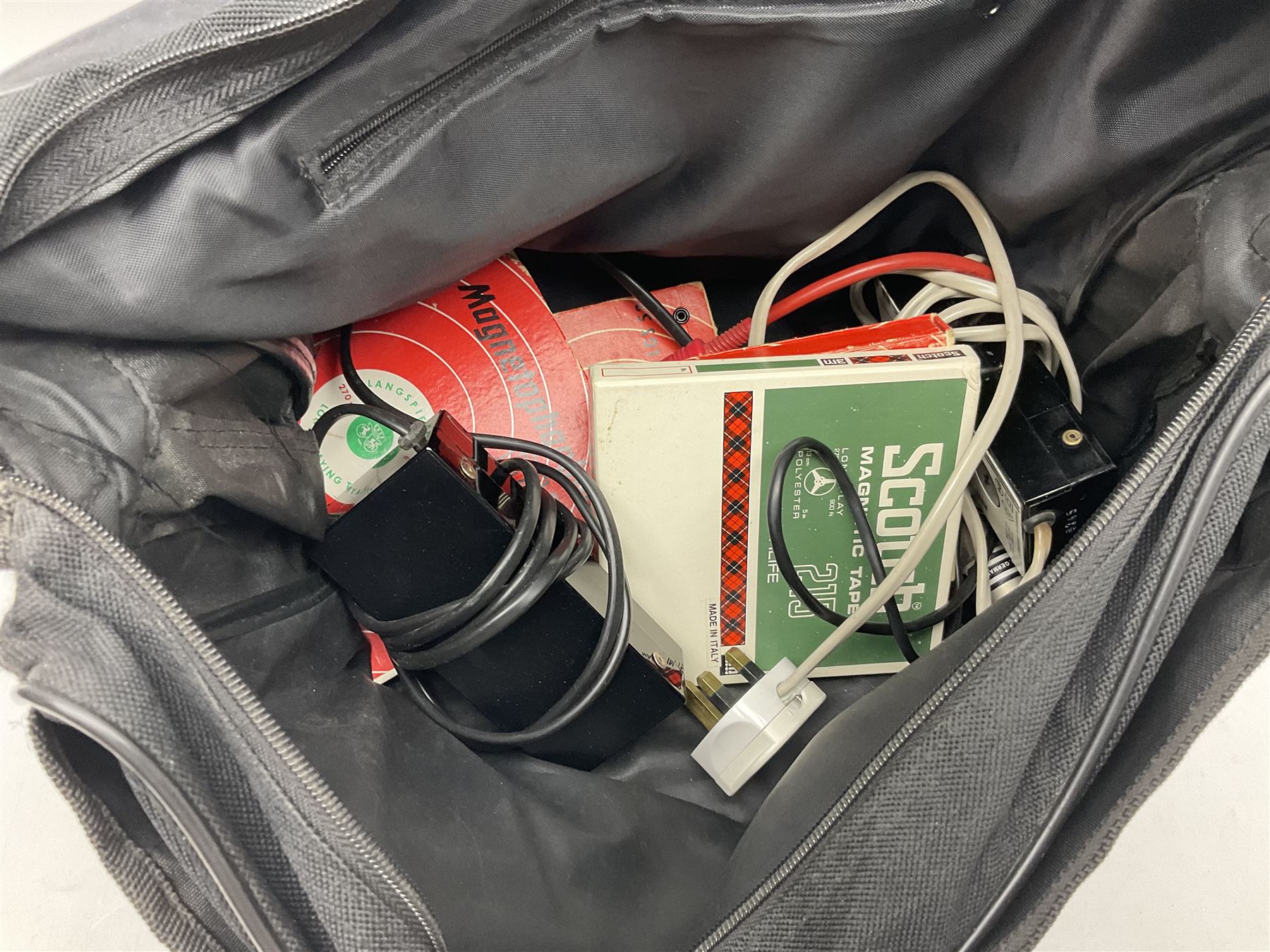 Uher 4100 Report-V professional tape recorder, with case, together with Uher 4000 Report professional tape recorder 