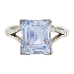 9ct white gold synthetic blue stone set ring, stamped