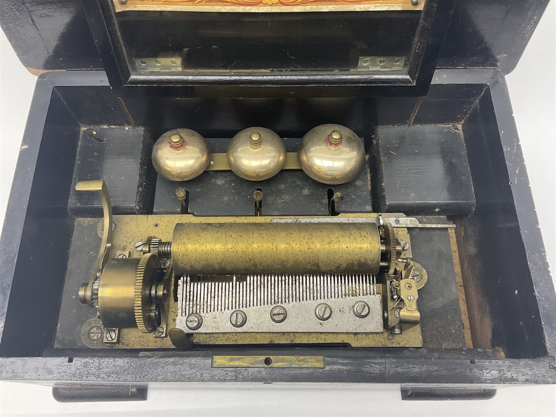 Swiss - Three 19th-century cylinder music boxes suitable for spares or repair.