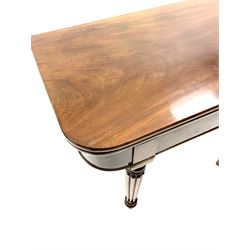 Early 19th century mahogany tea table, swivel rectangular fold over top with rounded corners, raised on turned and reeded supports
