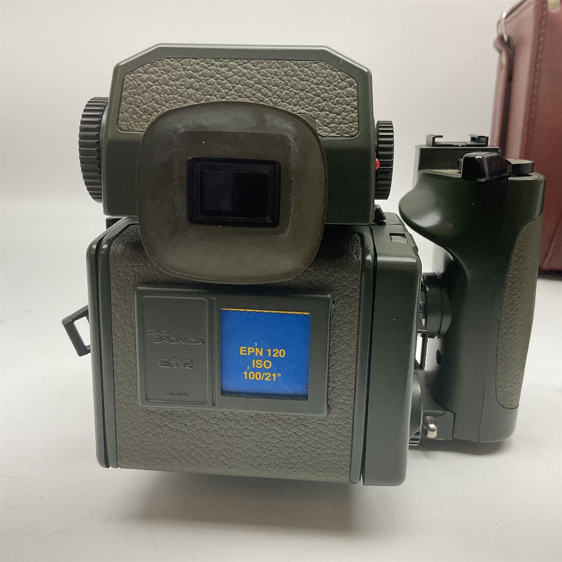 Zenza Bronica ETRS camera body, safari edition, serial no. 7100811, with 'Zenza Bronica Zenzanon EII 1:2.8 f=75mm' lens, serial no. 7908591, film magazine back, safari, serial no. 8100564, AE-ii metering head, safari, serial no. 617024, etc, all in leather case