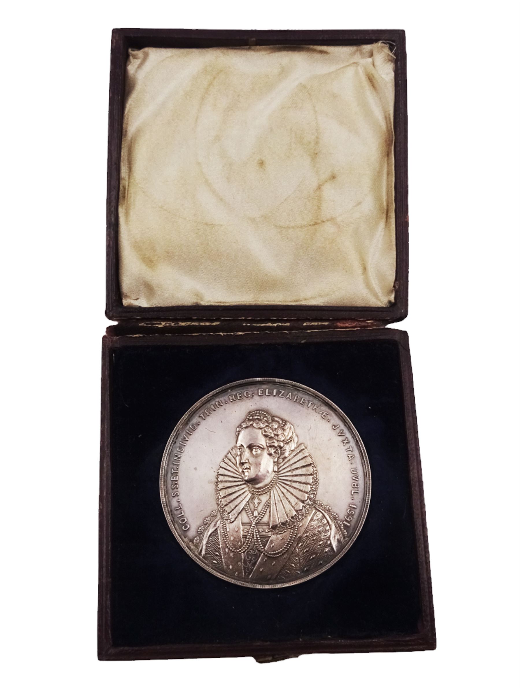 Victorian Trinity College Dublin silver medal, depicting bust of Elizabeth I, with arms of the college verso, awarded to Johannes Jacobus Browne S 1859,  Politica Et Literus Anglicis, in tooled leather fitted case with gilt detailing