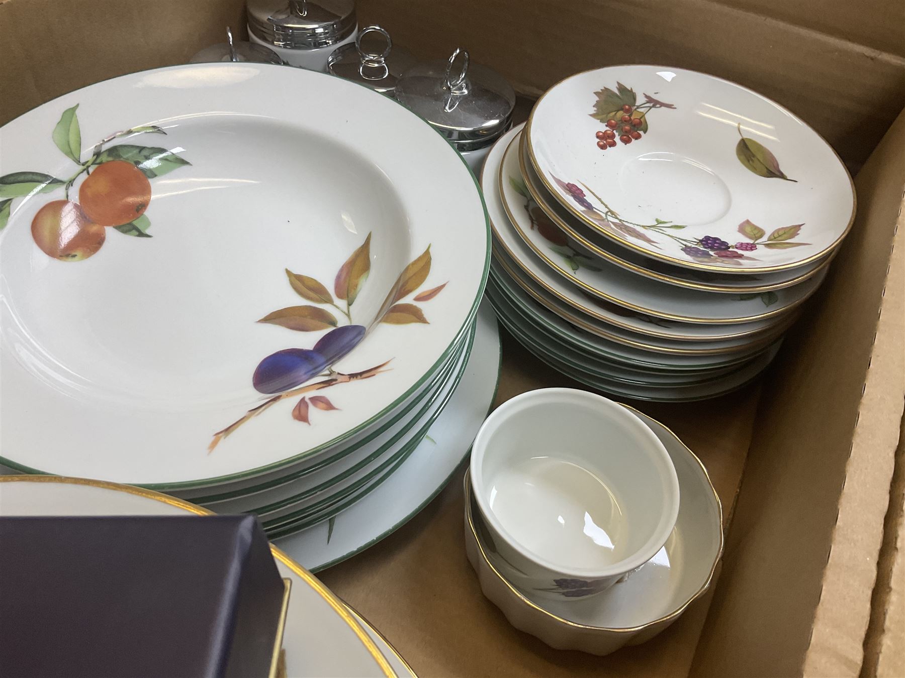 Royal Worcester Evesham and Evesham Vale tea and dinner wares, to include, three large covered tureens, coffee pot, eight tea cups and saucers, milk jug, two covered sucriers, boxed serving spoons etc, approx .130