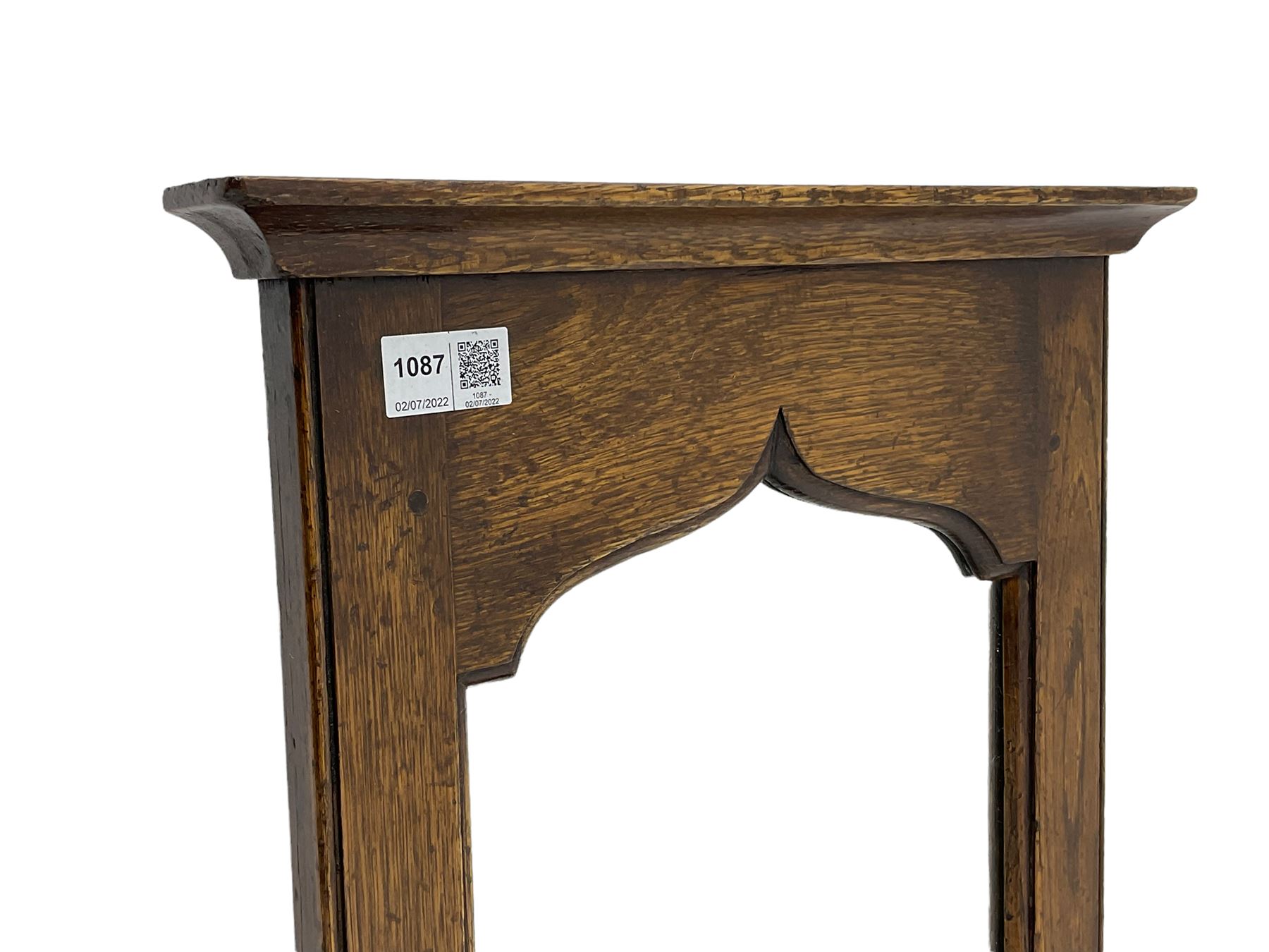 Traditional oak hall mirror, with key hooks