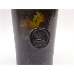 18th century green glass bottle, of onion form, H15cm, together with an 18th century green glass wine bottle, with seal depicting a boar beneath a crown, probably the Edgcumbe Crest, H27cm