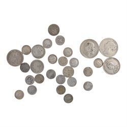 Approximately 92 grams of Great British pre-1920 silver coins