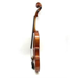 Modern viola with 40cm two-piece maple back and ribs and spruce top 66cm overall