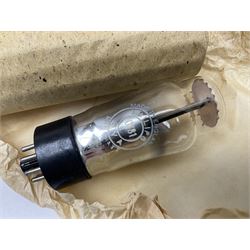 Eight Philips Miniwatt thermionic radio valves/vacuum tubes, including AZ31, C1, 1867, CY31, C1C, CY1C, four in original boxes