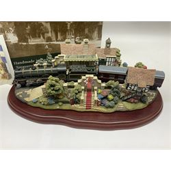 【キャサリン7様】Lilliput Lane / THE  TRAIN Lilliput Lane The Royal Train at Sandringham | Wood, Metal & Other