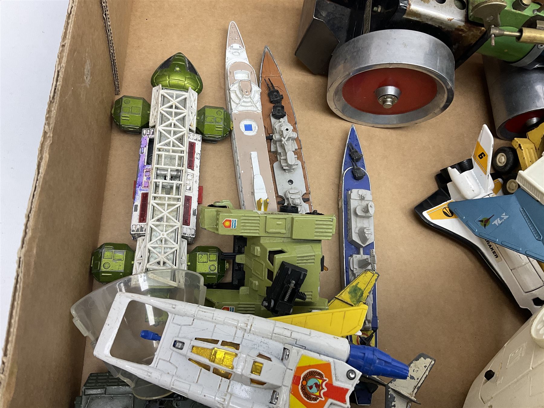 Star wars - Kenner Millenium Falcon spaceship with De Agostini boxed smaller model; X-Wing Fighter; and three story books on the original trilogy of films; together with other TV/Film related spacecraft; Mamod steam roller; assorted unboxed and playworn die-cast models etc