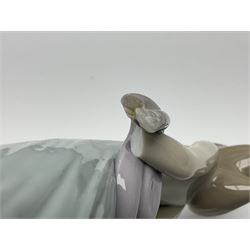 Three Lladro figures of ladies comprising 'The Flirt' model no 5789, 'Ingenue' model no 5487 and 'Carefree' model no 5790, all with boxes