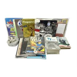 Sporting memorabilia, to include 1950s and later FA cup finals programmes, Isle of Mann TT programmes, publications etc and a collection of football trading cards and medals/coins