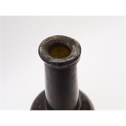 18th century green glass bottle, of onion form, H15cm, together with an 18th century green glass wine bottle, with seal depicting a boar beneath a crown, probably the Edgcumbe Crest, H27cm