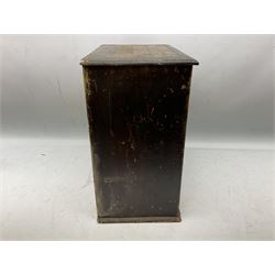 Early 20th Century Dewhurst table top chest, decorated with gilded 'Dewhurst's Sylko Machine Twist Strong Lustrous' lettering above six long drawers with names and numbers of cotton also detailed in gilt, H39cm