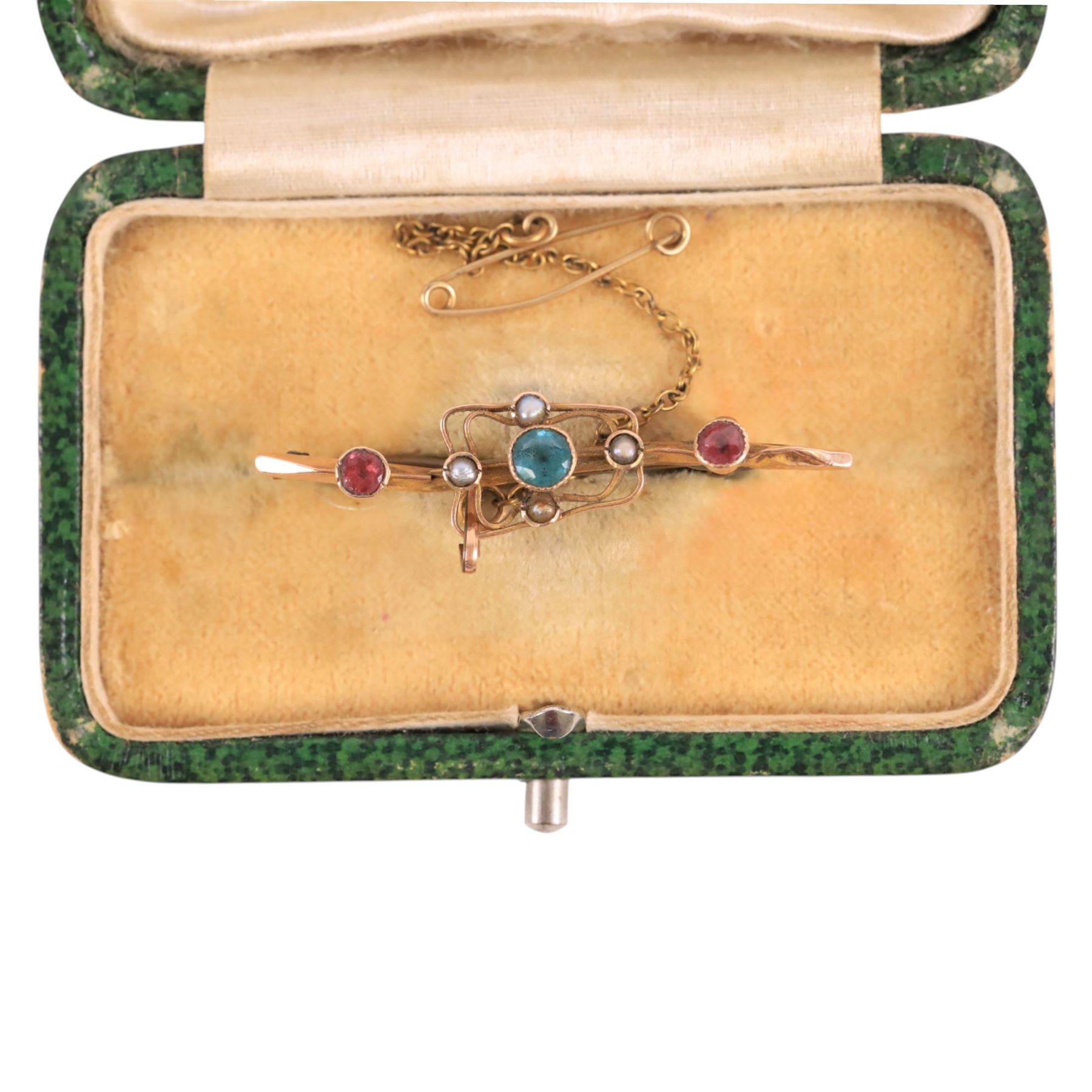 9ct gold stone set brooch, boxed