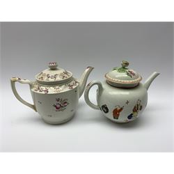 18th century Liverpool teapot, possibly Phillip Christian, decorated in polychrome enamels with Chinese figures and dogs, the matched cover with flower bud finial, H14cm, together with a pearl ware teapot, decorated in a Knitting type pattern, H14cm