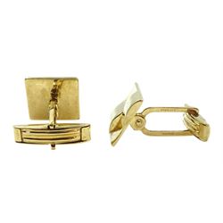 Pair of 9ct gold square cufflinks, hallmarked, approx 10.5gm
