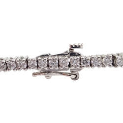  18ct white gold diamond line bracelet, stamped 750, diamonds 1.9 carat  