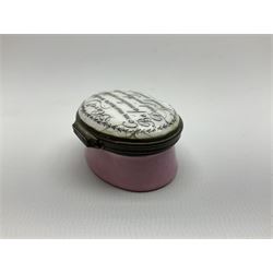 Late 18th century Staffordshire enamel patch box, of oval form with pink base, the hinged cover inscribed 'Have Communion with few, Be familiar with One, Deal justly with All, Speak evil of none' upon a white ground, opening to reveal mirror beneath, W4cm