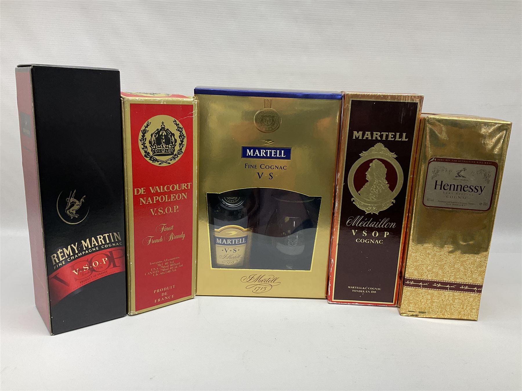 Mixed alcohol, to include Hennessy very special cognac, Martell VSOP cognac, De Valcourt Napoleon French brandy, etc, various contents and proof (5)