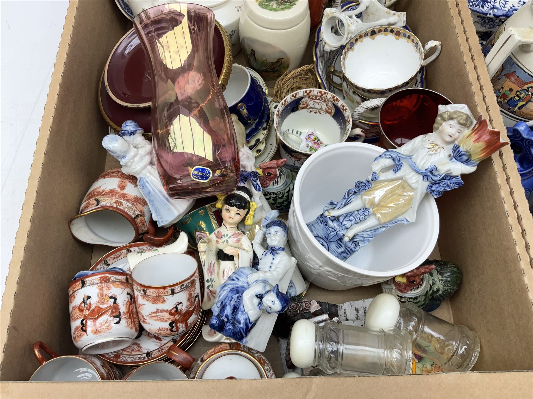 Large quantity of ceramics to include Royal Grafton Indian Tree pattern part tea and dinner service,
Bing & Grondahl bell, Aynsley Gold Orchard, Royal Worcester, Imari style, blue and white vases and plates, Staffordshire style dog, tea wares, boxed The Leonardo Collection 40th anniversary teacups and saucers  set etc