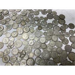 Approximately 1600 grams of pre 1947 Great British silver coins, including sixpences, shillings, florins and halfcrowns