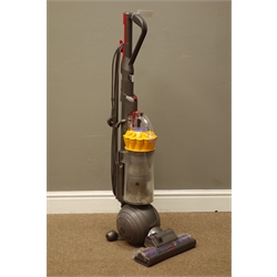  Dyson DC40 vacuum cleaner (This item is PAT tested - 5 day warranty from date of sale)    