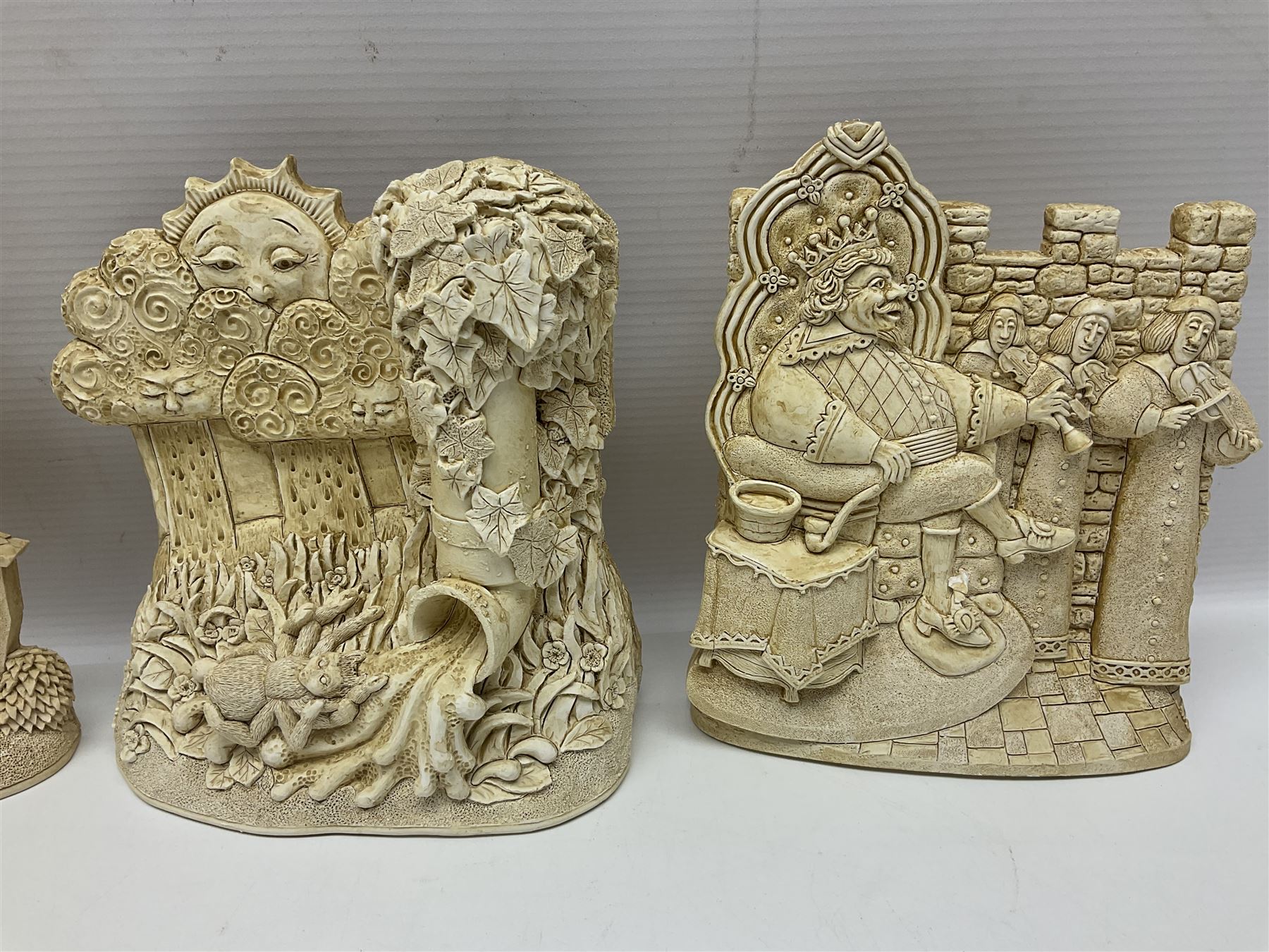 Thirty three Lilliput Lane models from the British collection and paint your own Children's Plaques, to include I am a little teapot, Gnome improvements, Dennis the Dragon, Bill and Ben, The Bobbins etc, some with boxes and deeds 