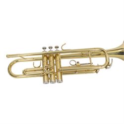 Slade USA trumpet and a banjolin, both cased