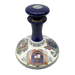  Limited edition commemorative issue ships decanter for British Navy Pusser's Rum, H23cm
