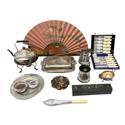 Assorted collectables, to include various silver plate including an entrée dish and cover, spirit kettle, bottle coaster, flatware, sauce boat, etc., a Pewter tray with touch marks beneath, faux tortoiseshell tray, Eastern framed mirror, Oriental fan in black lacquered box, etc, in one box 