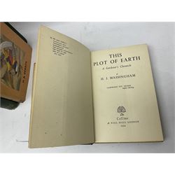 Books - Natural History - Robert Mudie, Mudies British Birds, The Feathered Tribes of the British Isles, two volumes, second edition, Whittaker & Co., Ave Maria Lane, London, 1735, chromolithographic plates, Peter Scott, Morning Flight, A Book of Wildfowl, Hazell, Watson & Viney Ltd, London and Aylesbury, 1947, F B Kirkman & F C R Jourdain, British Birds, London T C & E C jack Limited, Edinburgh, 1932, plus other examples on ornithology, (7)



